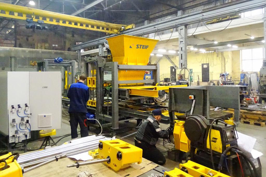 Процесс сборки автоматической линии на базе вибропресса STEIF VFL-0.6/2