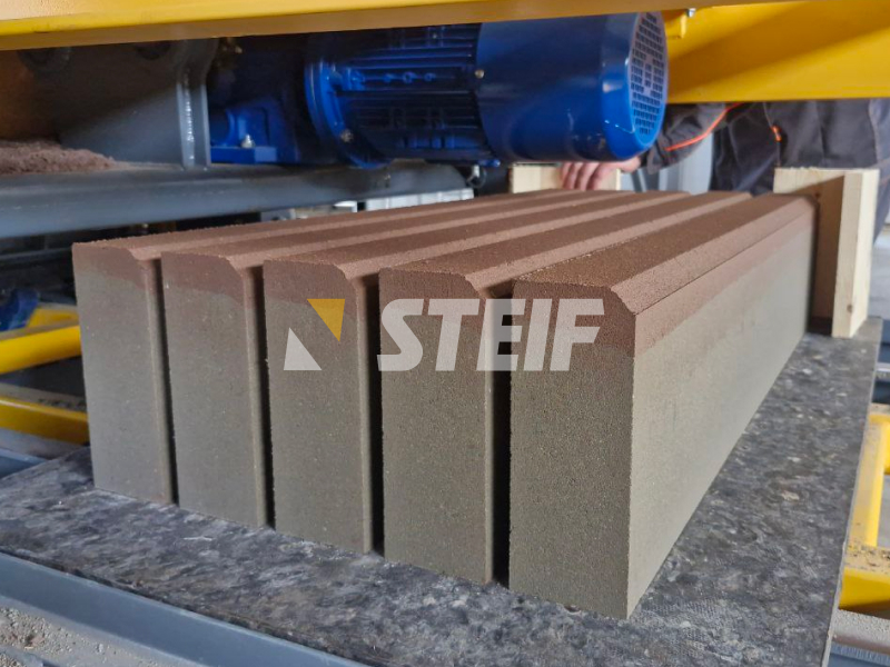 Запуск полуавтоматической линии STEIF VFL-0.6/2 в Московской области