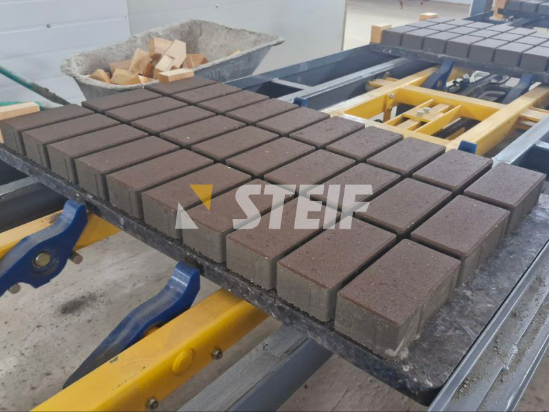 Запуск полуавтоматической линии STEIF VFL-0.6/2 в Московской области